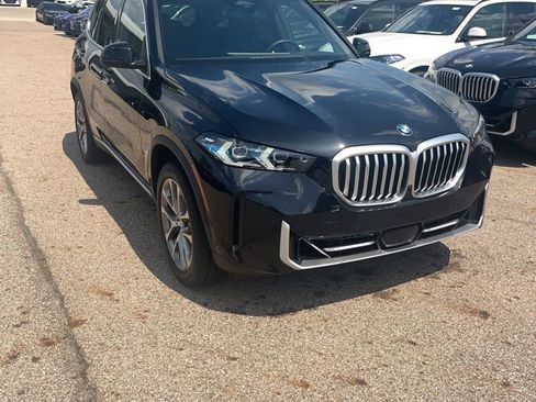 Used 2026 BMW X5 xDrive40i AWD/4WD image 1