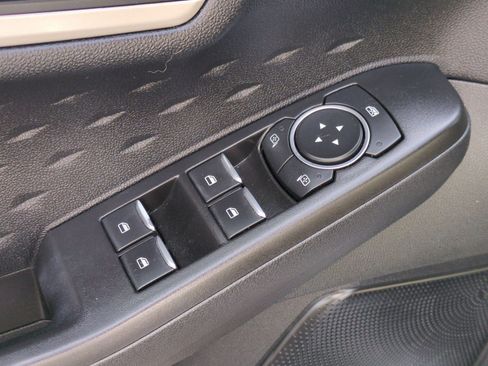 Used 2020 Ford Escape SE FWD image 13