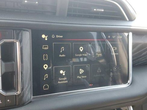 Used 2024 GMC Yukon Denali image 24