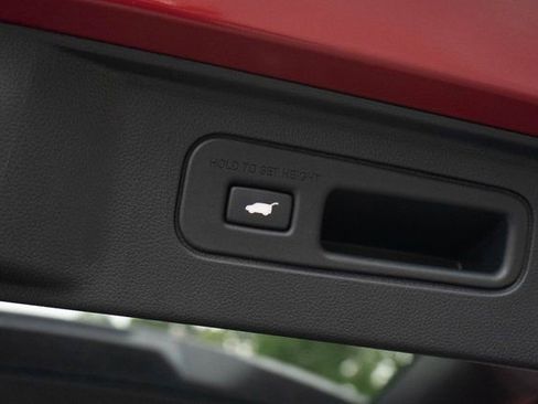 New 2025 Honda Pilot EX-L image 14