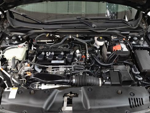 Used 2016 Honda Civic Touring image 3