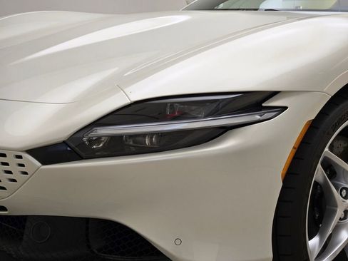 Used 2026 Ferrari Roma Spider RWD image 5