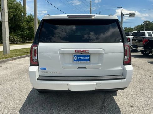 Used 2020 GMC Yukon XL SLT AWD/4WD image 6
