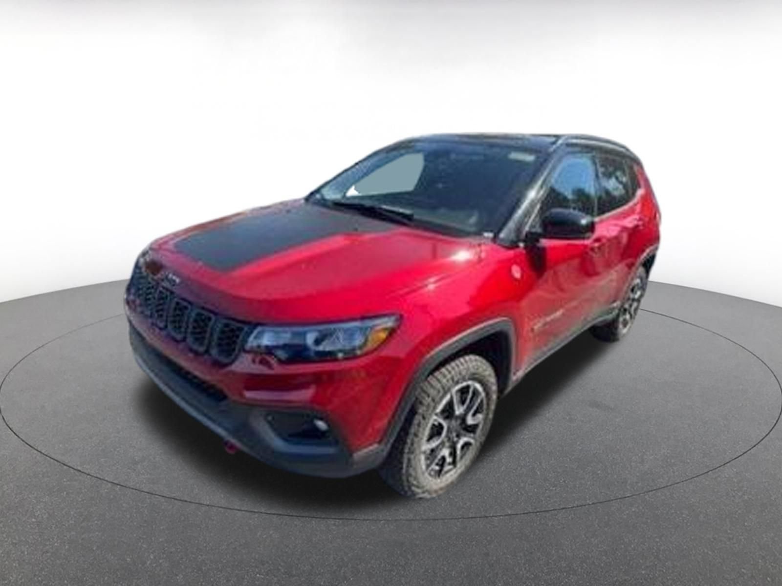 Used 2025 Jeep Compass Trailhawk AWD/4WD image 2