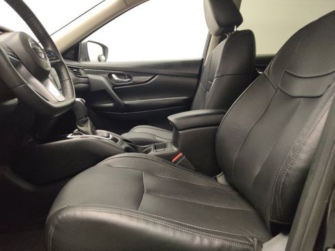 Used 2020 Nissan Rogue SL AWD/4WD image 17