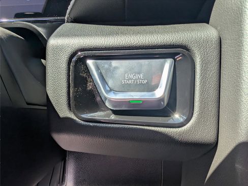 New 2026 GMC Yukon Denali w/ Denali Reserve Package image 40