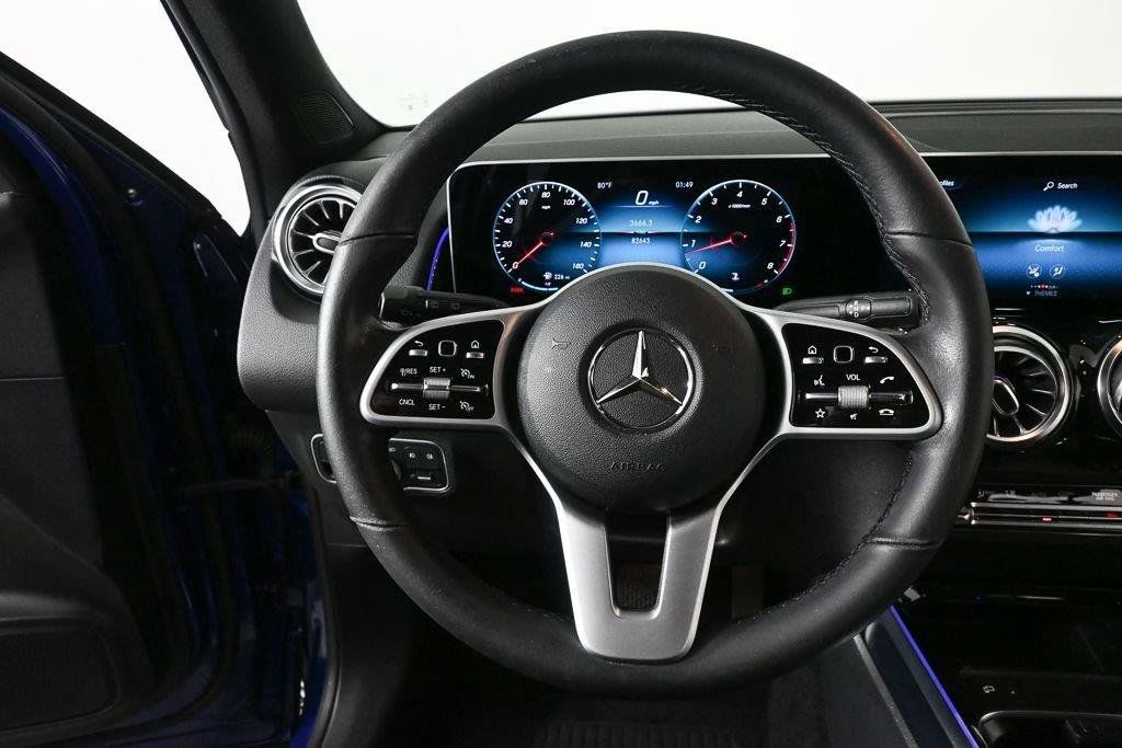 Certified 2021 Mercedes-Benz GLB 250 4MATIC image 2