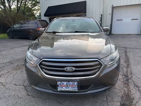 Used 2015 Ford Taurus Limited FWD image 2