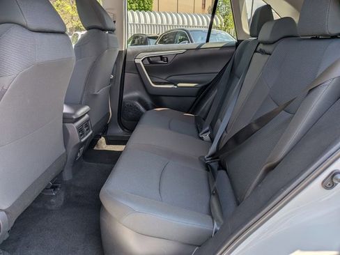 Used 2025 Toyota RAV4 LE AWD/4WD image 20