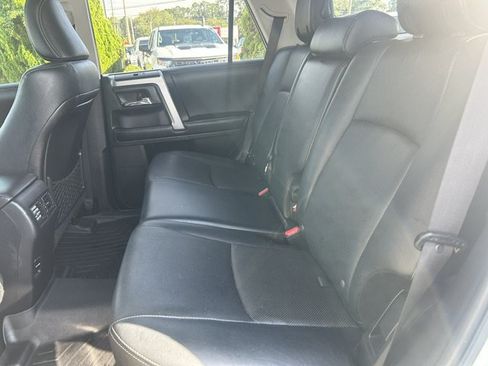 Used 2016 Toyota 4Runner Limited AWD/4WD image 19