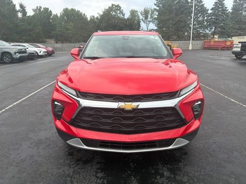 Certified 2024 Chevrolet Blazer LT w/ Convenience Package FWD image 3