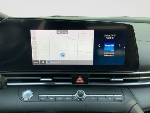 Used 2024 Hyundai Elantra SEL w/ Convenience Package FWD image 21