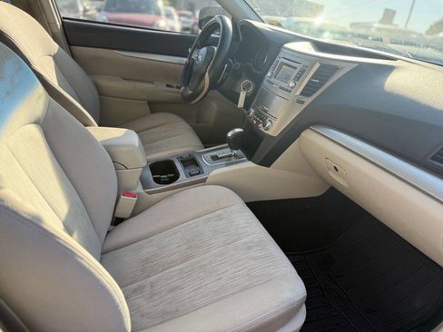 Used 2014 Subaru Outback 2.5i Premium w/ Popular Package #1A AWD/4WD image 12