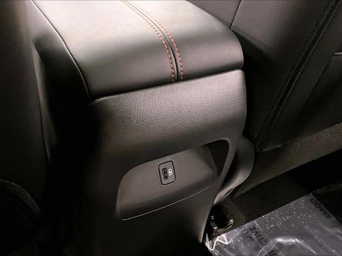 New 2025 Nissan Sentra SR w/ SR Premium Package FWD image 22