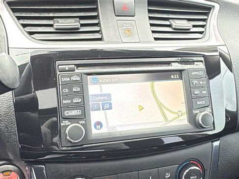 Used 2017 Nissan Sentra SR Turbo w/ SR Turbo Premium Package image 12