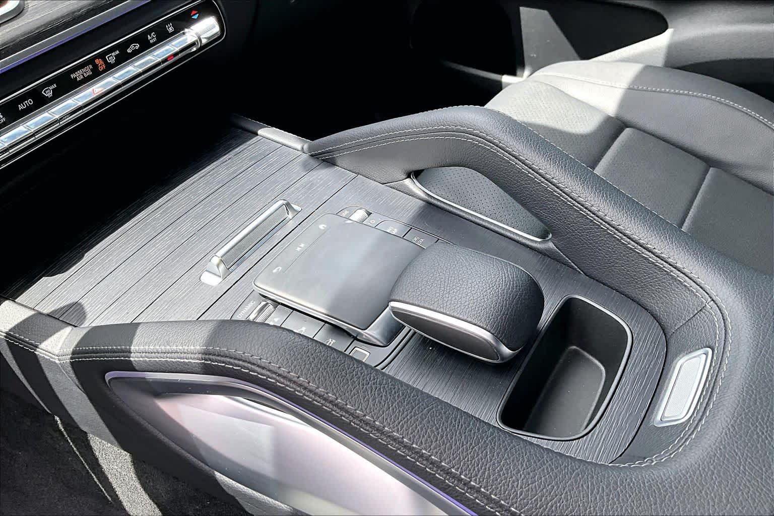 Certified 2025 Mercedes-Benz GLE 450e 4MATIC image 17
