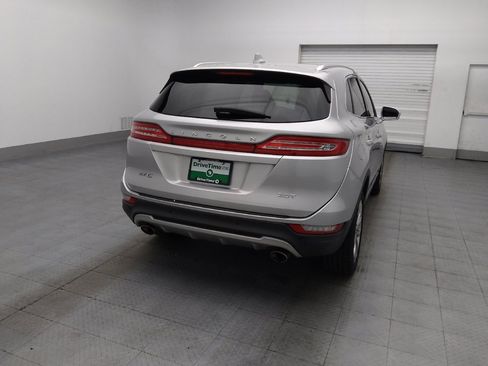 Used 2017 Lincoln MKC Select w/ Select Plus Package FWD image 7