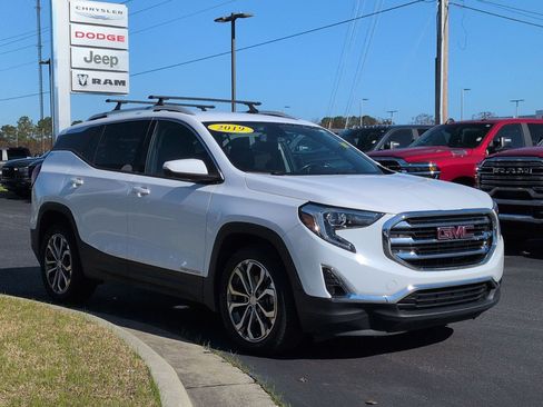 Used 2019 GMC Terrain SLT image 3