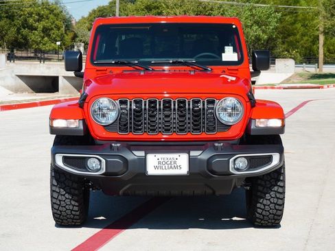 New 2025 Jeep Gladiator Sport image 6