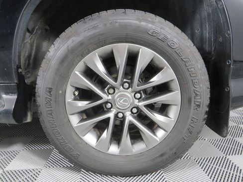 Used 2019 Lexus GX 460 Luxury image 54