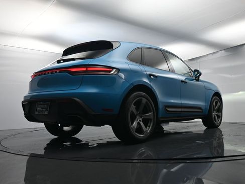 Used 2023 Porsche Macan image 51