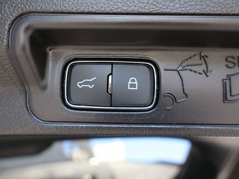 Used 2026 Ford Explorer Platinum AWD/4WD image 32