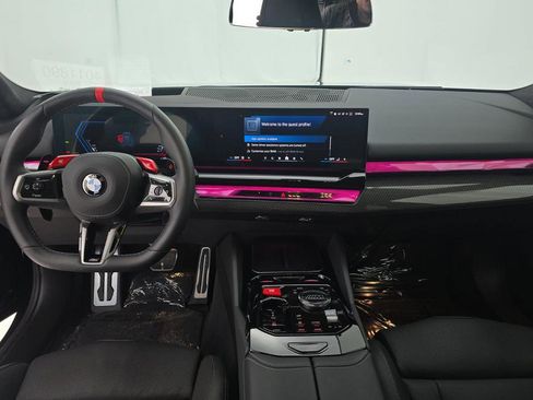 Used 2025 BMW M5 Touring w/ M Driver's Package image 11