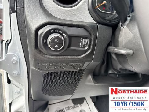 New 2025 Jeep Gladiator Willys image 17