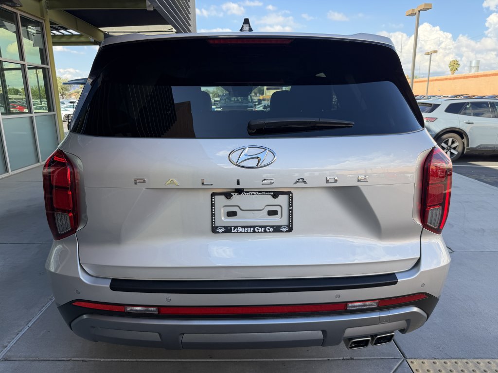 Used 2025 Hyundai Palisade SEL FWD image 13