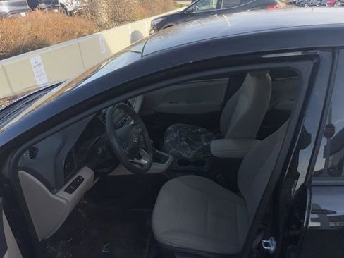 Used 2020 Hyundai Elantra SE image 5