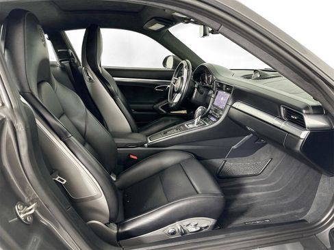 Certified 2019 Porsche 911 Carrera S image 30