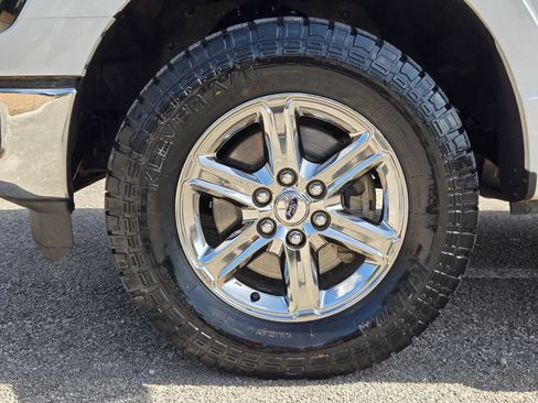 Used 2025 Ford F150 XLT w/ Equipment Group 301A Standard AWD/4WD image 32