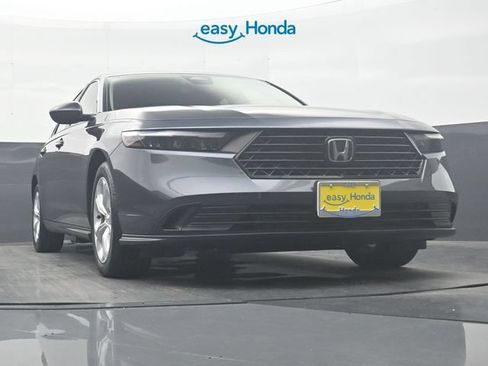 Used 2025 Honda Accord LX image 28