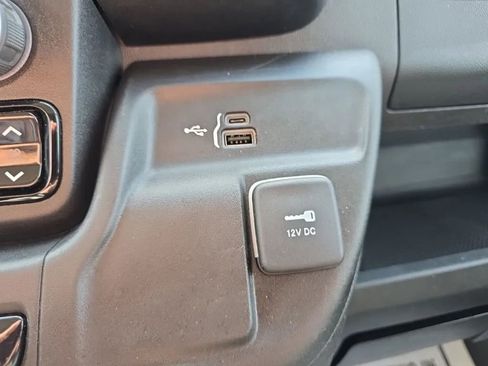 Used 2023 RAM ProMaster 1500 image 21