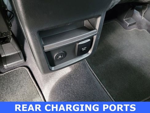 Used 2023 Ford Edge SEL w/ Sport Appearance Package image 14