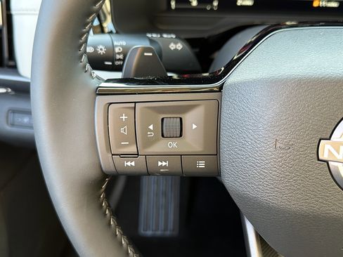 New 2026 Nissan Pathfinder SL image 21