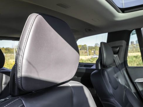 Used 2023 Volvo XC90 T8 Ultimate image 33