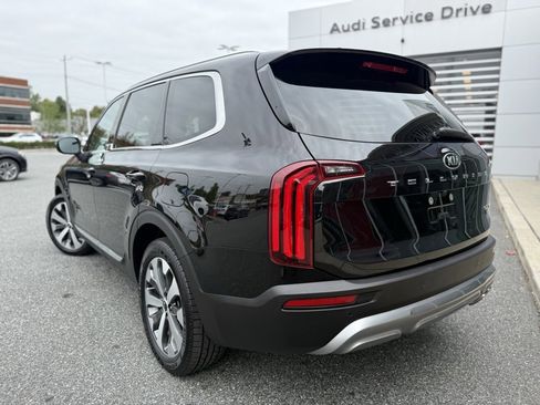 Used 2021 Kia Telluride EX w/ EX Premium Package image 4