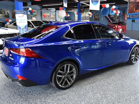Used 2019 Lexus IS 300 F Sport w/ F Sport Package AWD/4WD image 3
