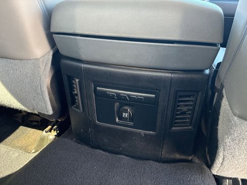 Used 2017 RAM 2500 Big Horn image 24