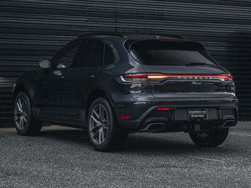 New 2025 Porsche Macan image 3