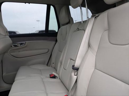 New 2026 Volvo XC90 T8 Ultra w/ Protection Package Premier AWD/4WD image 12