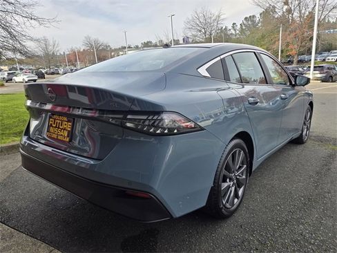 New 2026 Nissan Sentra SL image 4