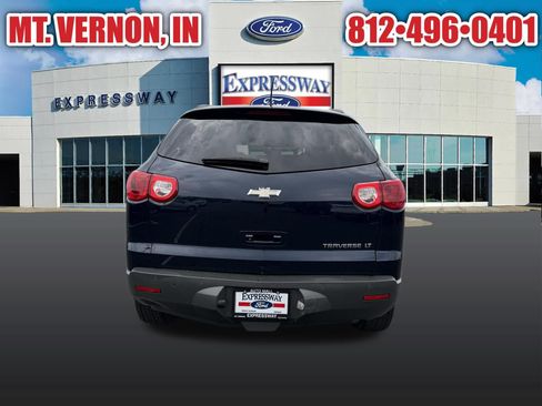 Used 2011 Chevrolet Traverse LT w/ Personal Connectivity Package FWD image 7