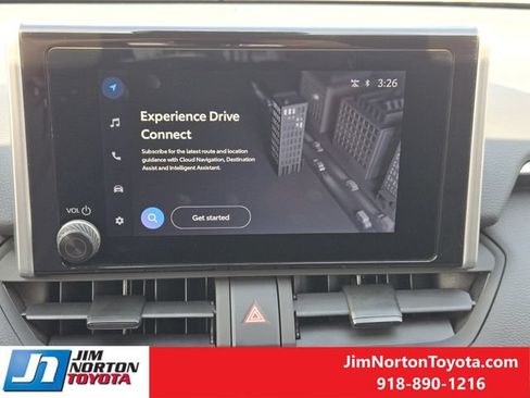 Used 2025 Toyota RAV4 XLE FWD image 19