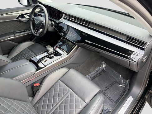 Used 2023 Audi S8 4.0T image 14
