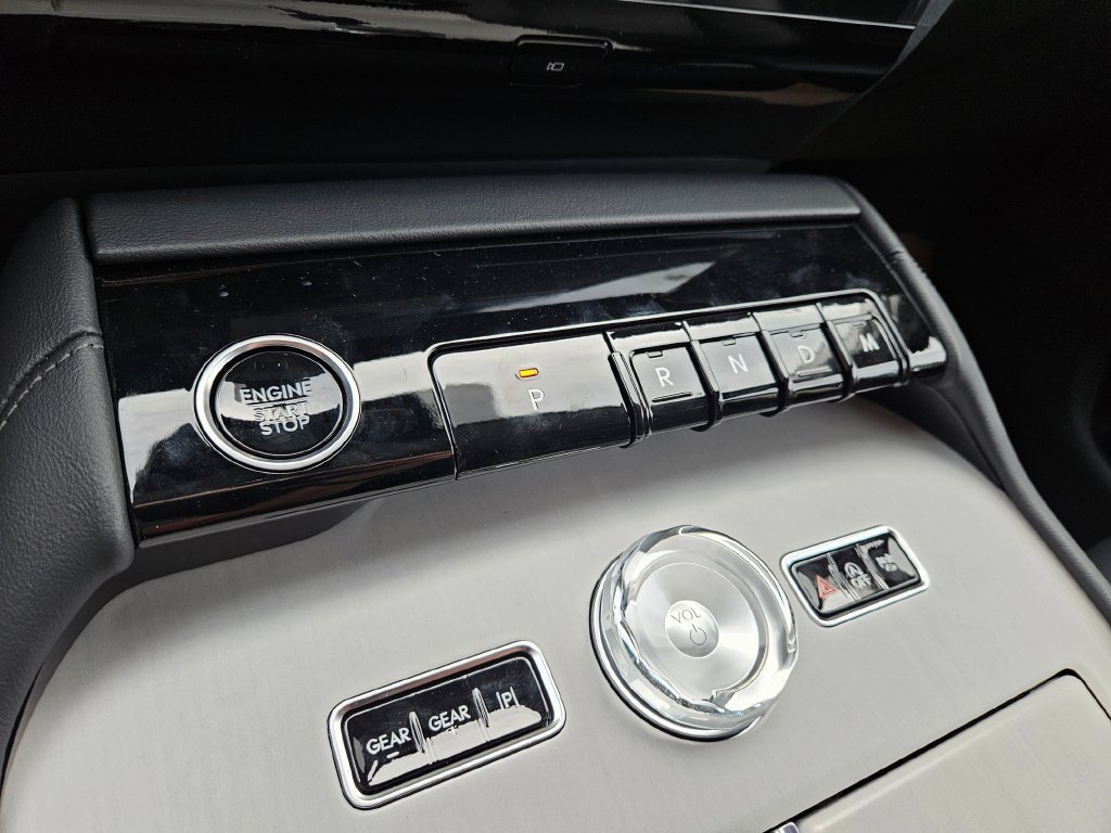 New 2027 Lincoln Navigator Reserve AWD/4WD image 29