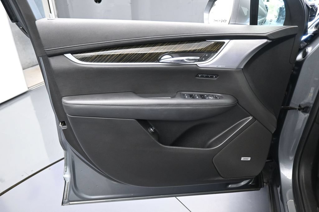 Used 2020 Cadillac XT6 Premium Luxury FWD image 14