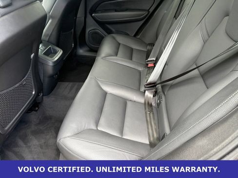 Certified 2024 Volvo XC60 B5 Plus w/ Protection Package Premier AWD/4WD image 30