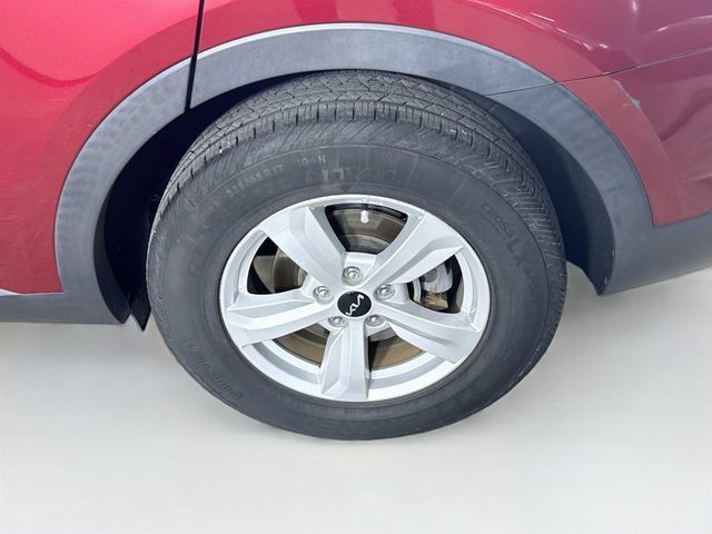 Used 2022 Kia Sorento LX FWD image 36